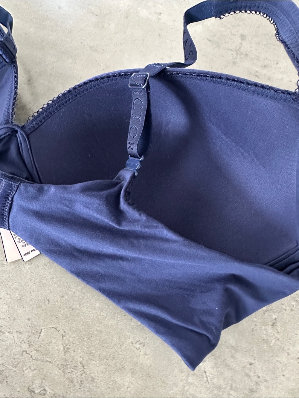 Victoria's Secret Navy Blue Lightly Padded T-Shirt Bra - Picture 6 of 9